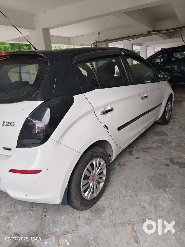Registration Valid Till Nov 2027
In Good Condition 
Push Button Start