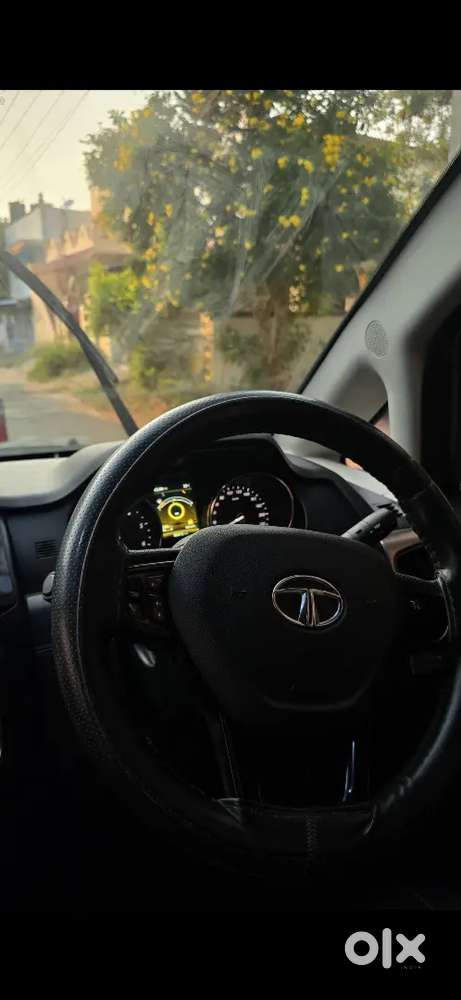 Tata Hexa 2.2 Xm 2018 Car
