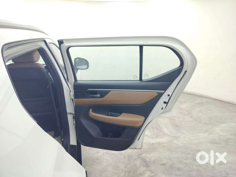 Honda Elevate Zx Cvt, 2024, Petrol