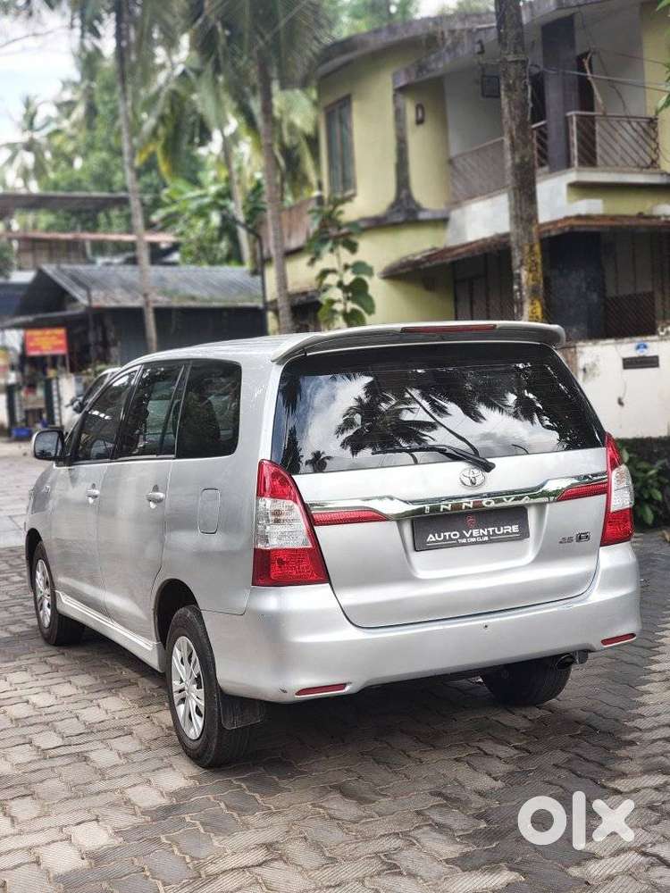 Toyota Innova 2.5 G (diesel) 8 Seater, 2012, Diesel