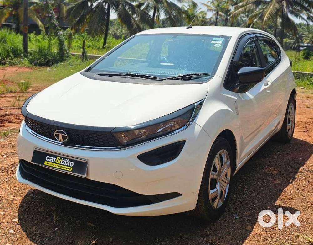 Tata Altroz 1.2 Xm Plus, 2022, Petrol