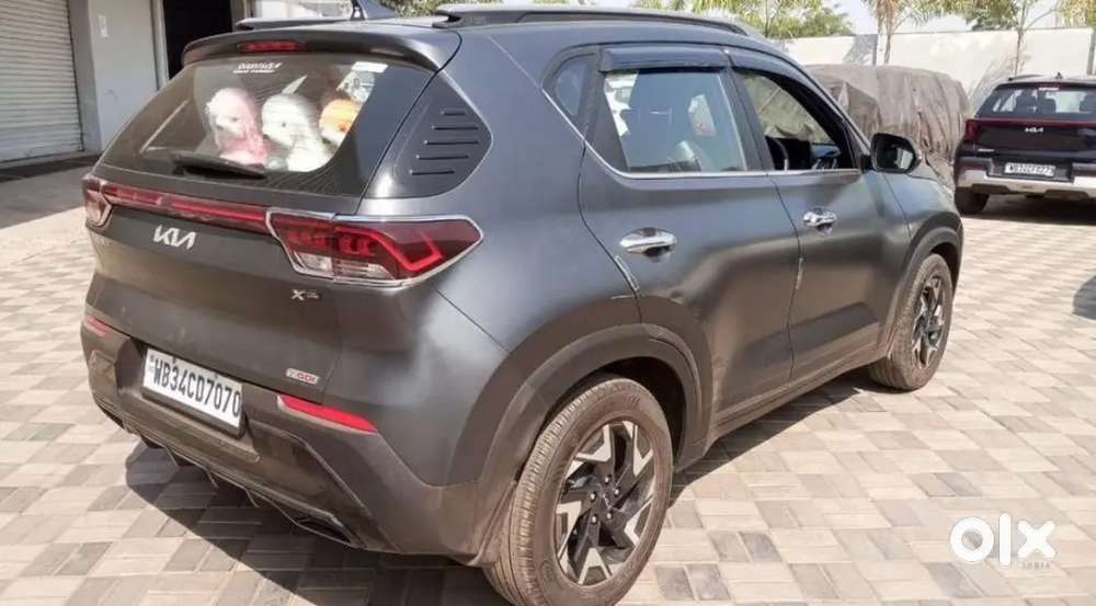 Kia Sonet X-line Top Model Atomic 2023 Petrol  Just Looking New