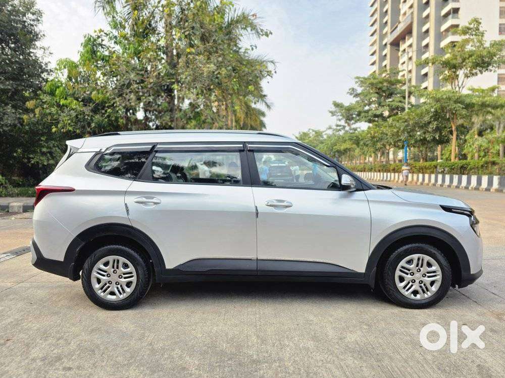 Kia Carens 1.5 Prestige 7 Str, 2023, Petrol