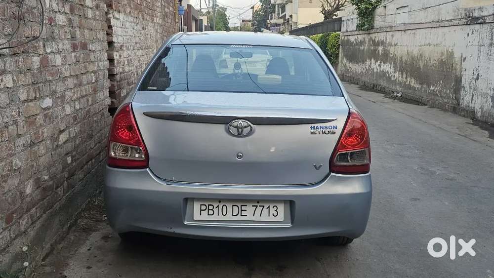 Toyota Etios 2011 Petrol 34350 Km Driven