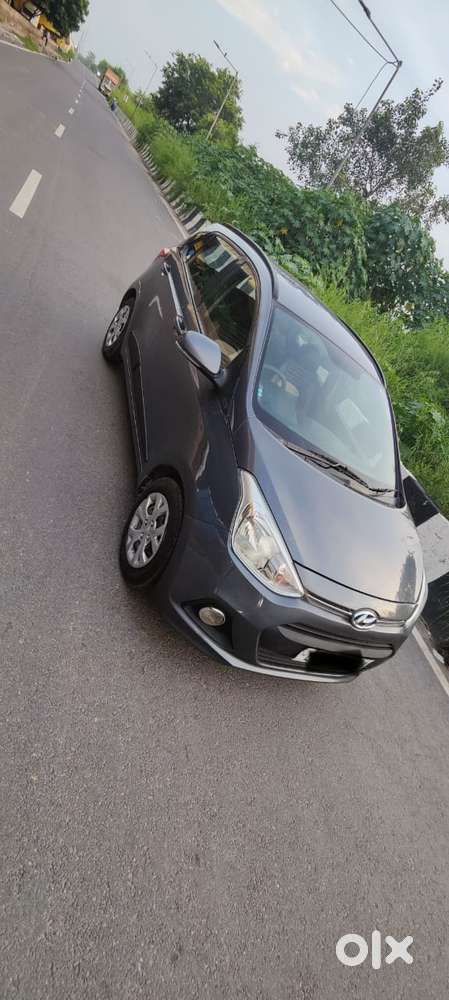 Hyundai Grand I10 Sportz(o) 1.2 Mt, 2017, Cng & Hybrids