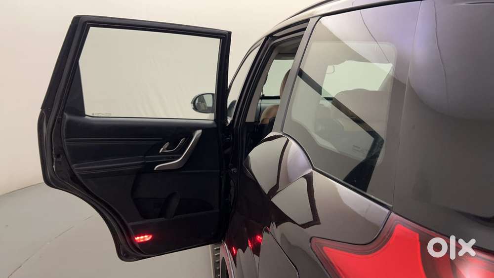 Mahindra Xuv500 W11 At, 2018, Diesel