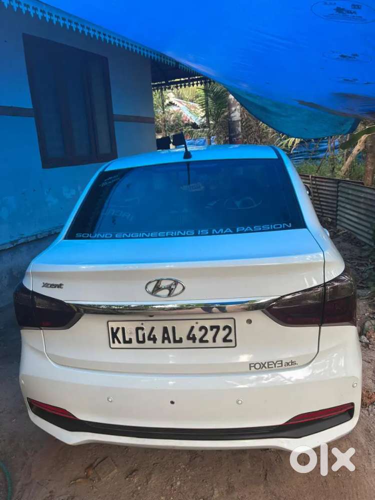 Hyundai Xcent Base 1.2 2017 Petrol