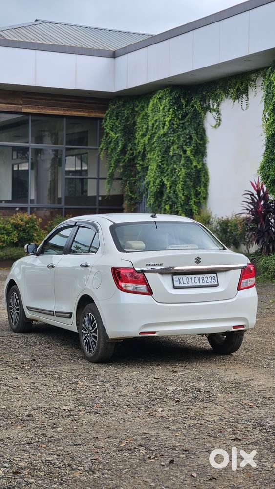 Maruti Suzuki Swift Dzire Zxi + Amt, 2022, Petrol