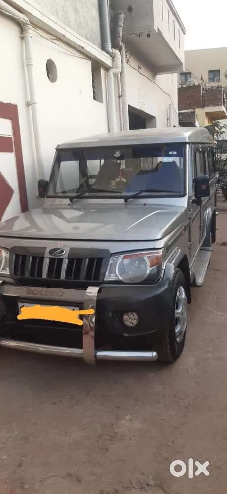 Mahindra Bolero 2015 Diesel Well Maintained, 9 Seater