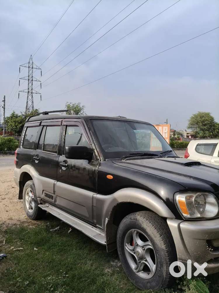 Mahindra Scorpio 2011 Variant