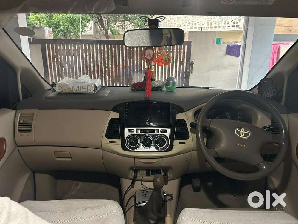Toyota Innova 2008 Diesel 241980 Km Driven