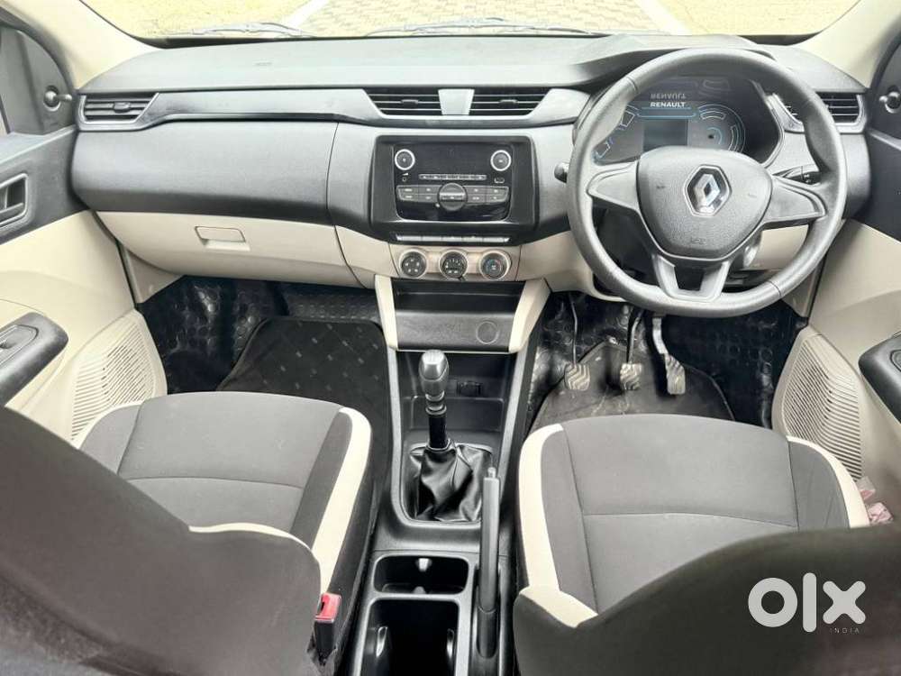 Renault Triber Rxl, 2022, Petrol