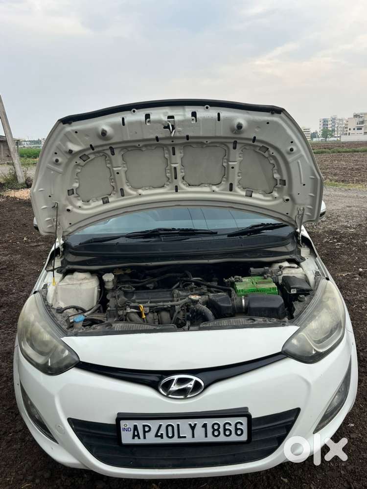Hyundai Petrol Car 2013