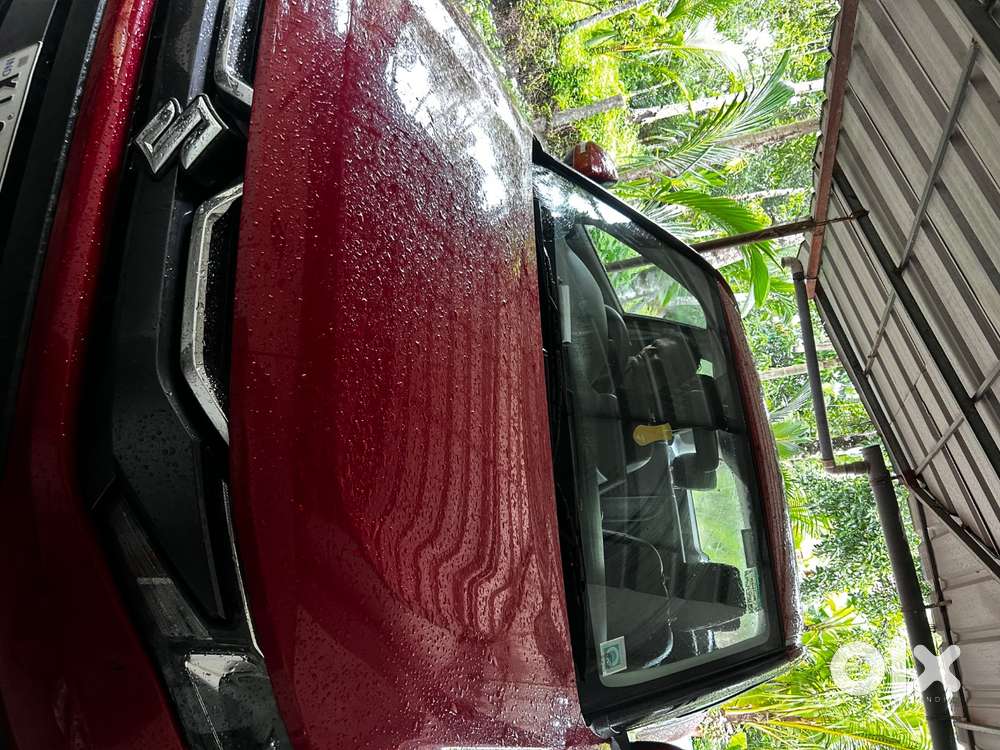 Brezza Vxi Smart Hybrid. Camra Rear Add Extra