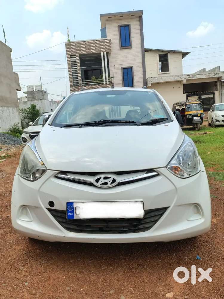 Hyundai Eon 2015 Petrol 67000 Km Driven