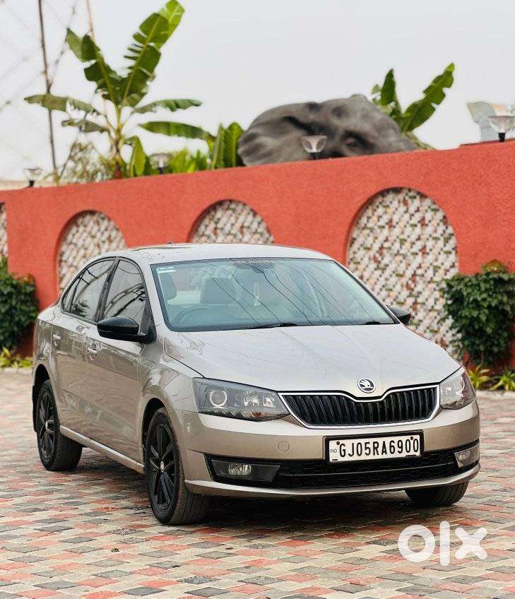 Skoda Rapid 1.5 Tdi Style/1.5 At Style, 2017, Diesel