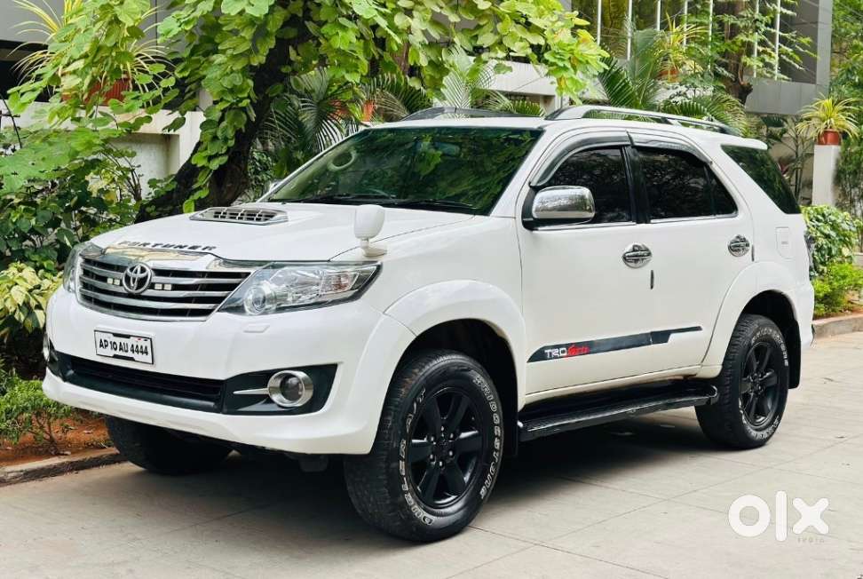 Toyota Fortuner 3.0 4x4 Manual, 2010, Diesel