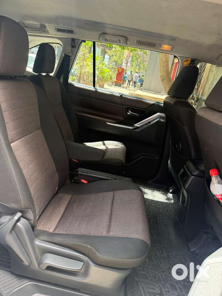 Toyota Innova Hycross 2.0 Vx Hybrid 7 Str, 2023, Petrol