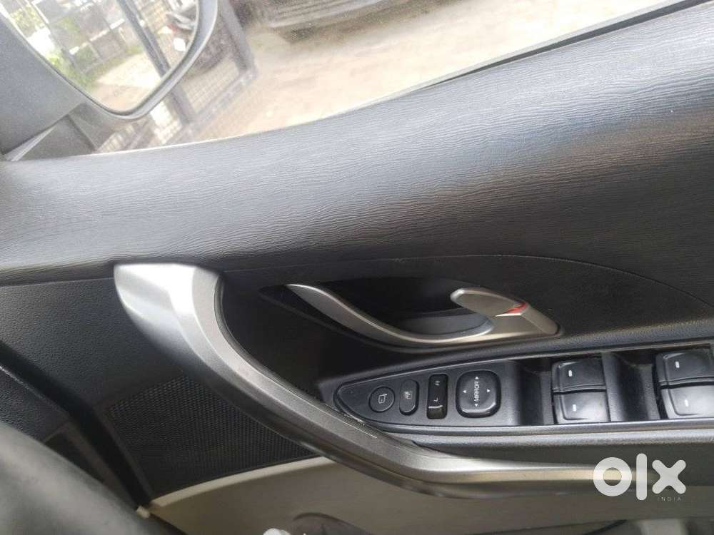 Mahindra Xuv500 W10 2wd, 2017, Diesel
