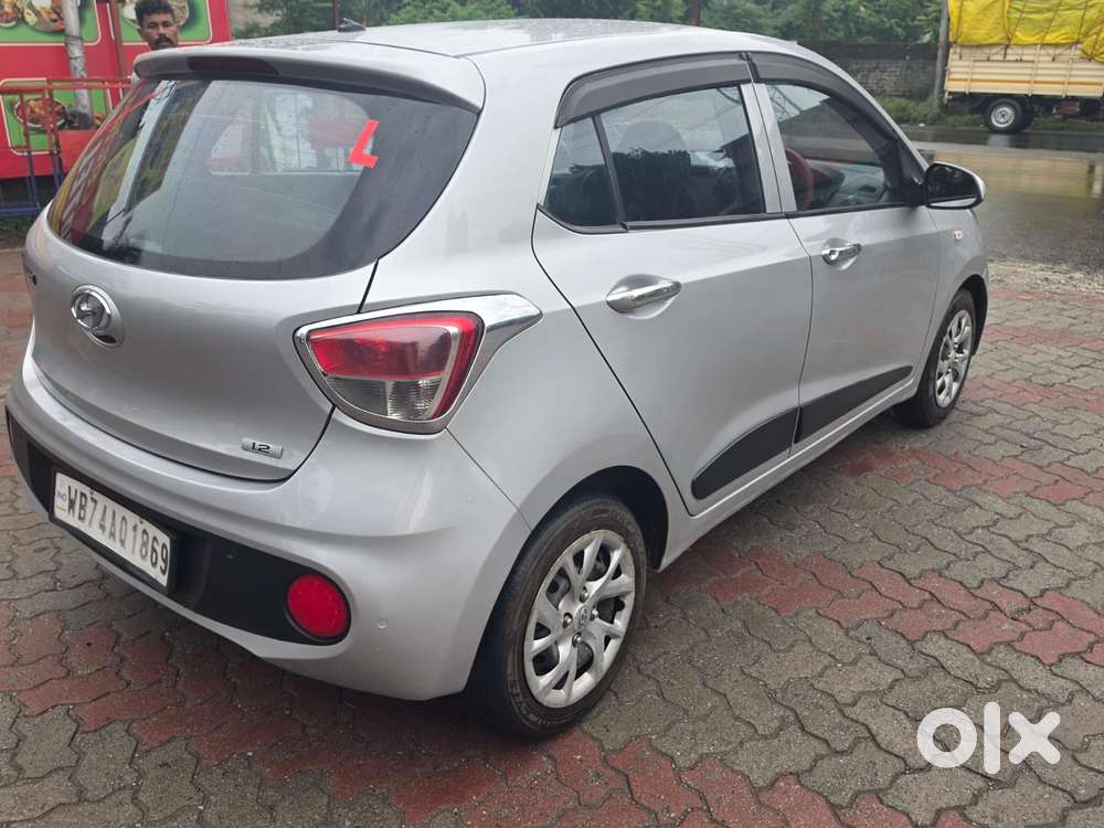 Hyundai Grand I10 Sportz Celebration Edition, 2017, Petrol
