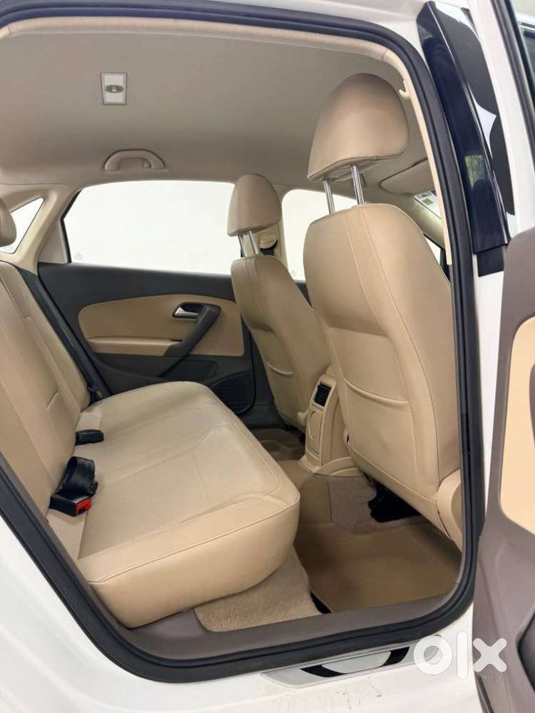 Volkswagen Vento 1.2 Tsi Comfortline At, 2016, Petrol