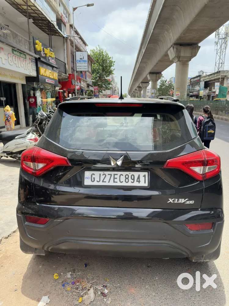 Mahindra Xuv300 Turbosport 2023 Diesel Well Maintained W6sunroof