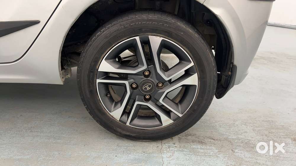 Tata Tiago Xza Plus, 2020, Petrol