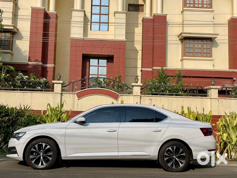 Skoda Superb 2.0 L&k Tsi At, 2020, Petrol