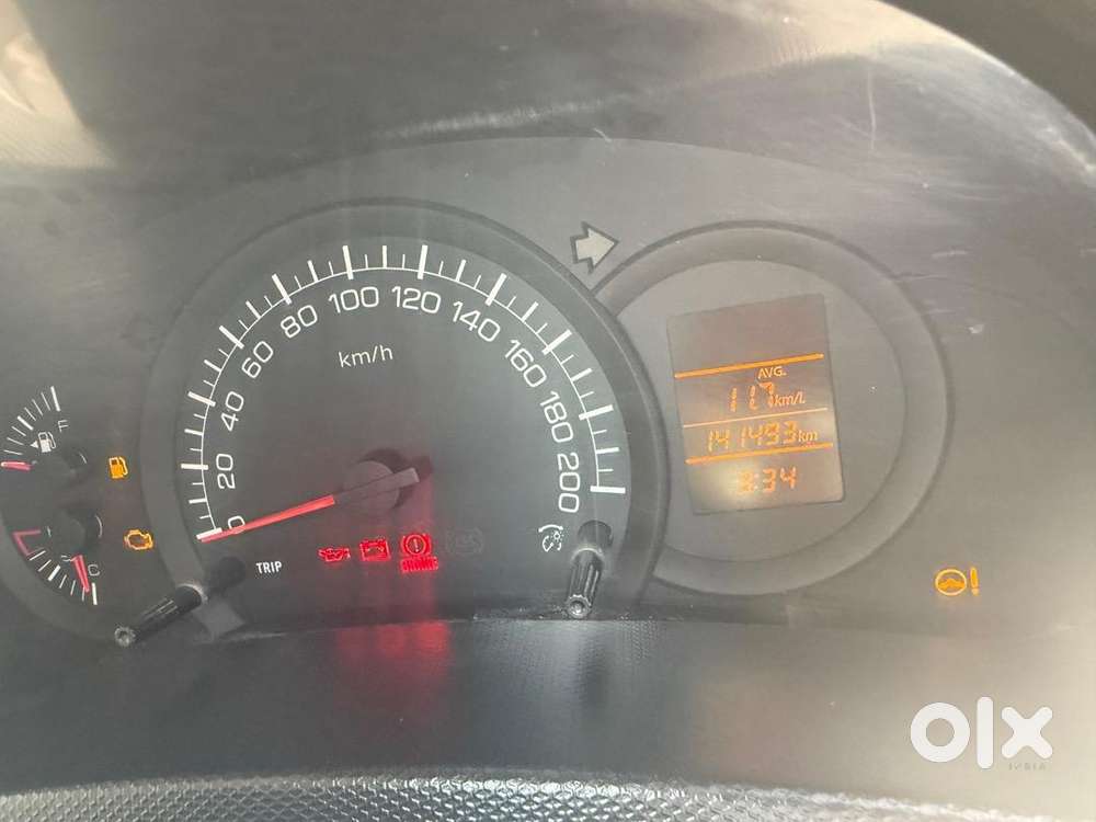 Maruti Suzuki Swift Dzire 2016 Cng & Hybrids 142000 Km Driven