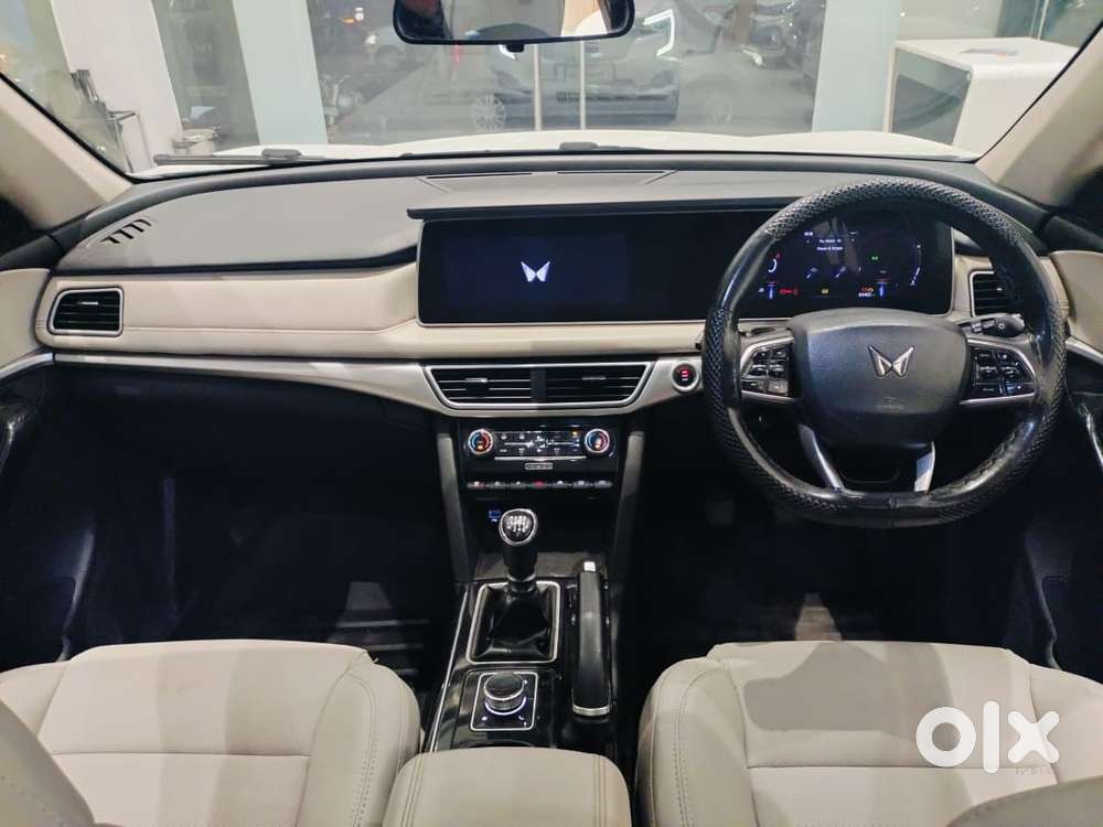 Mahindra Xuv700 2.2 Ax 7 Diesel Mt Str, 2022, Diesel