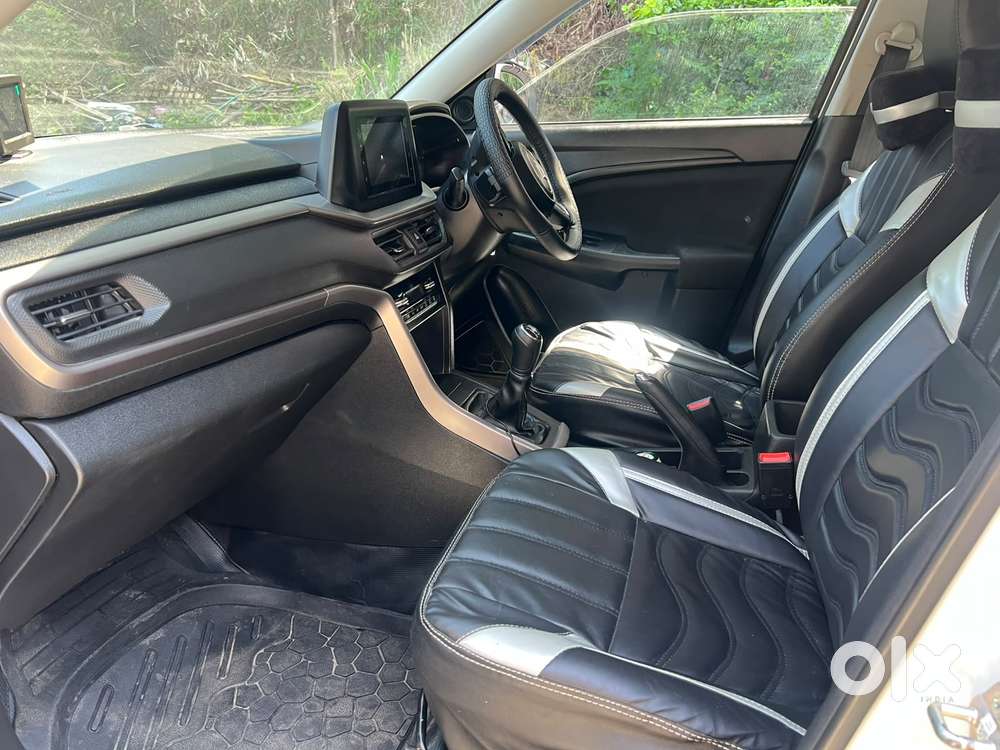 Maruti Suzuki Brezza 1.5 Vxi Smart Hybrid, 2022, Petrol