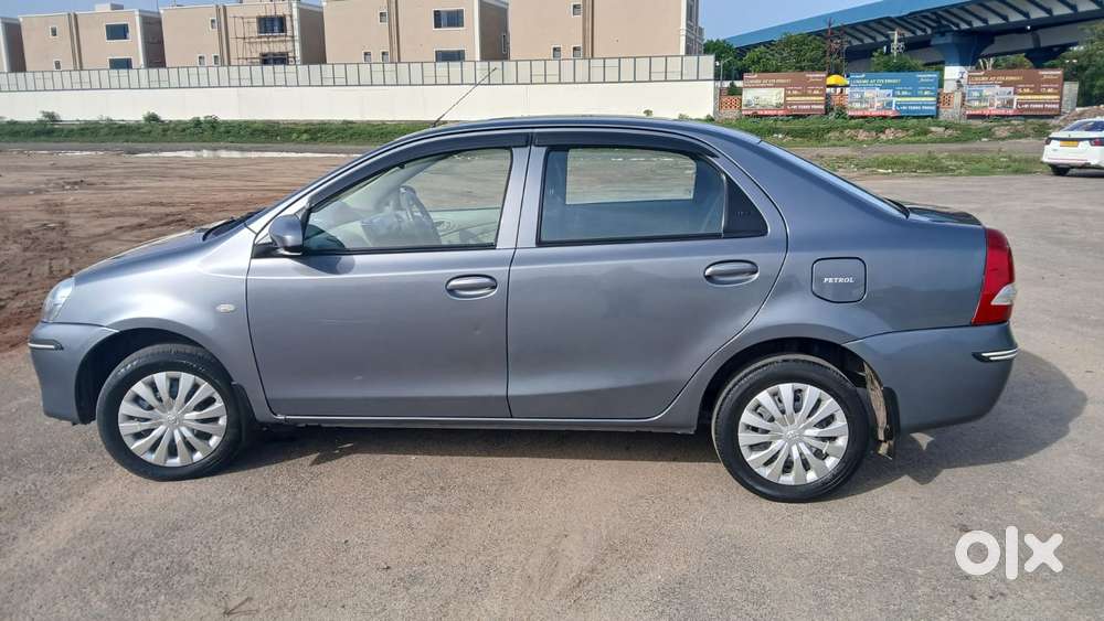 Toyota Etios 2014-2016 J, 2015, Petrol