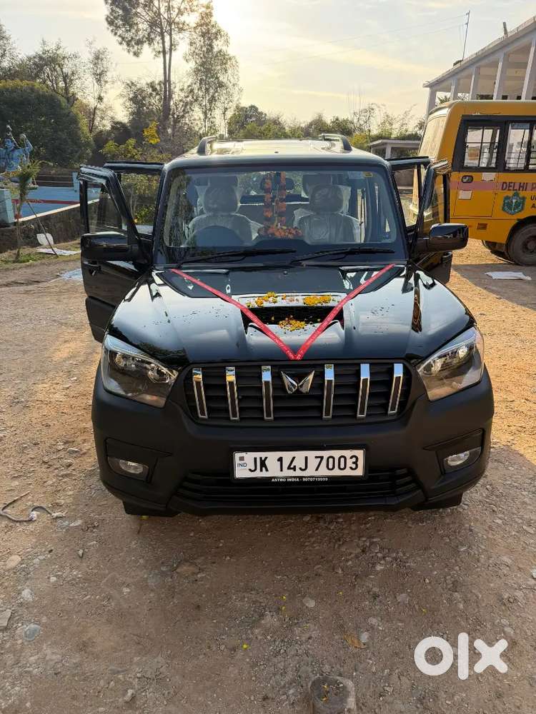 Mahindra Scorpio Classic 2026 Diesel Manual