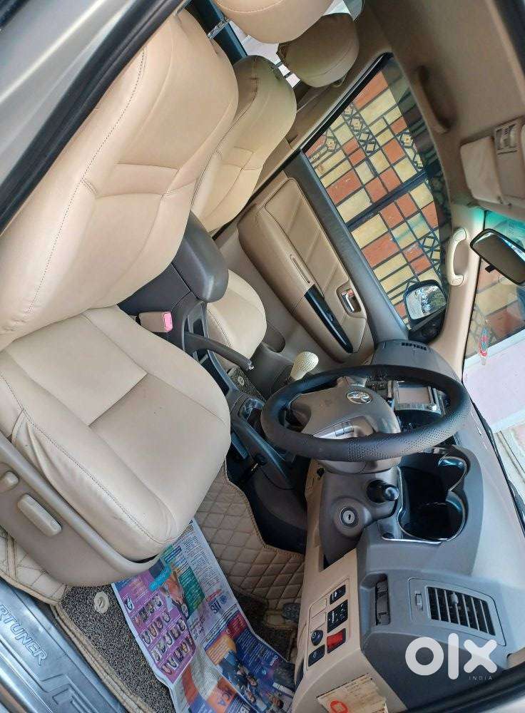 Toyota Fortuner 3.0 4x2 Mt, 2012, Diesel