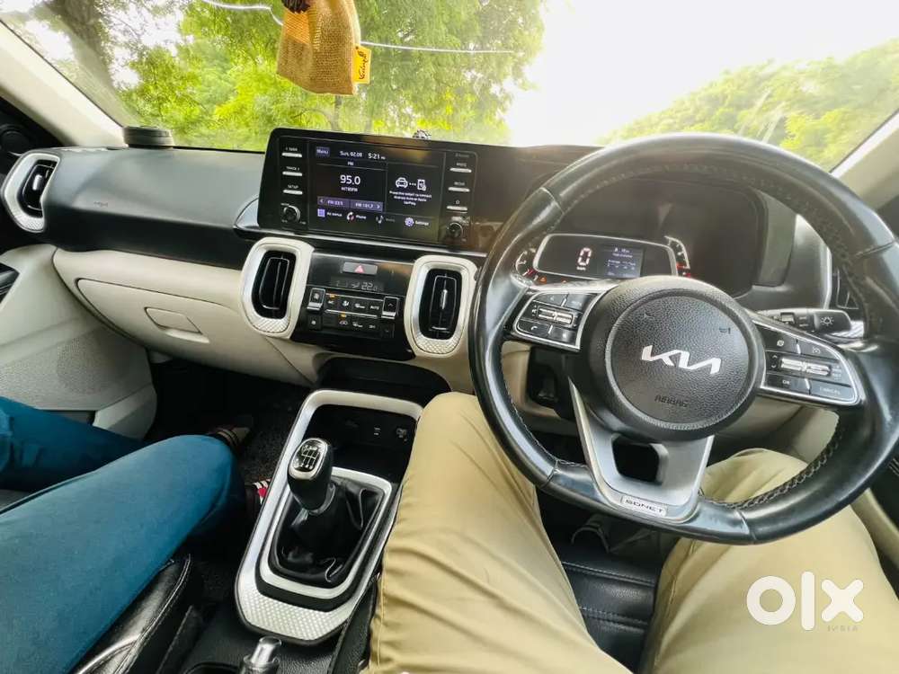  Kia Sonet Htx Diesel 2021 — Premium Suv At A Fixed Price!