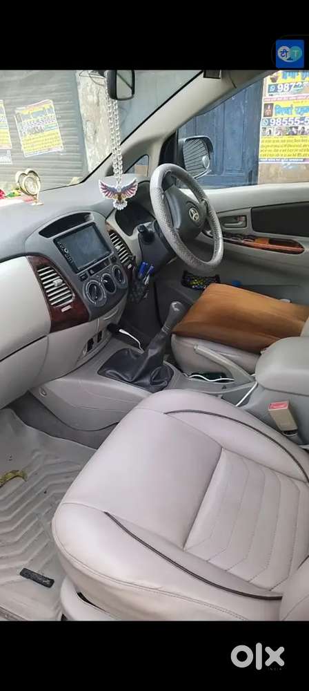 Toyota Innova 2011 Diesel 223000 Km Driven