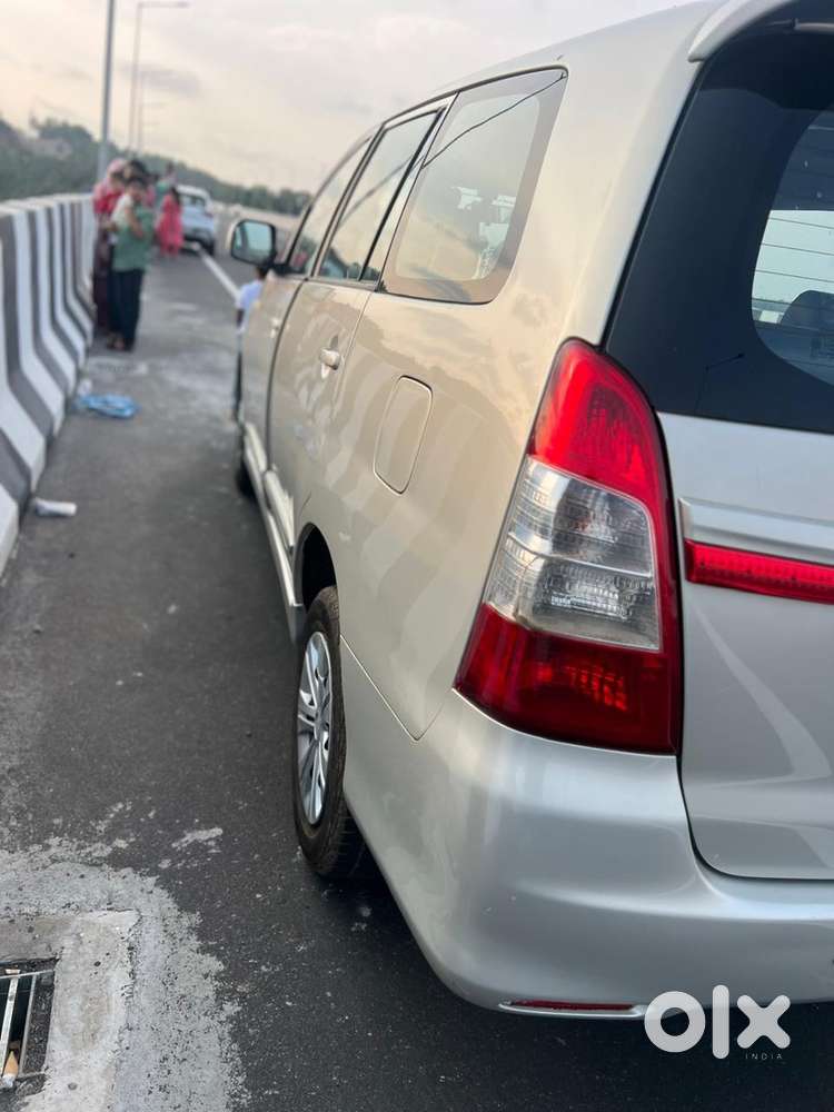 Toyota Innova Diesel 2014