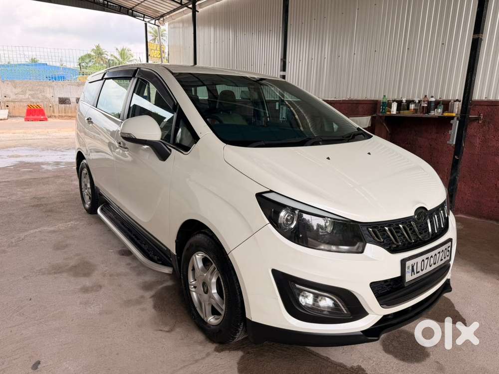 Mahindra Marazzo Diesel 2019