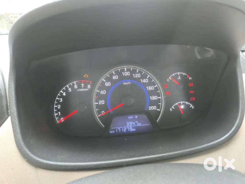 Top Model Accessed Well Maintained Hyundai Grand I10 Era 2017 Petrol