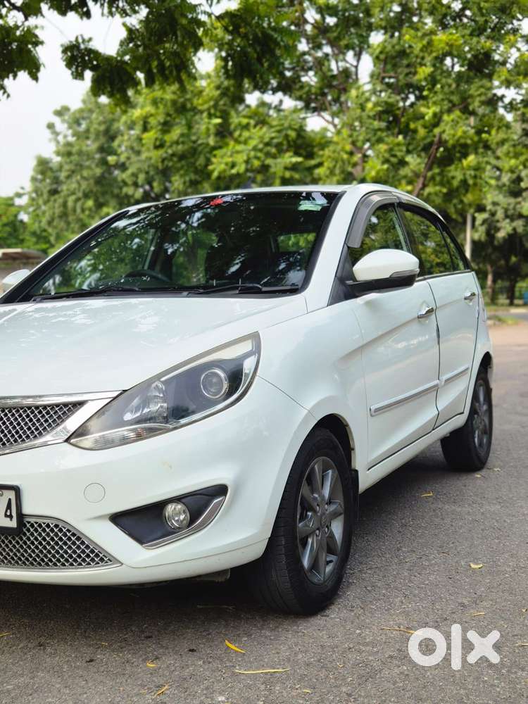 Tata Bolt Revotron Xt, 2015, Petrol