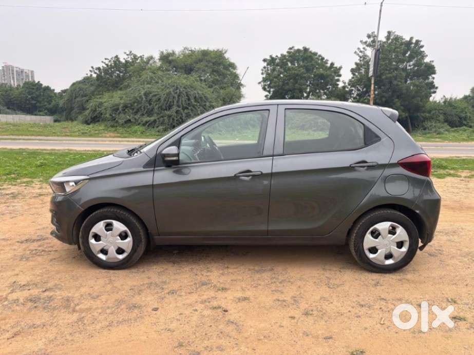 Tata Tiago 1.2 Revotron Xt (o), 2021, Petrol
