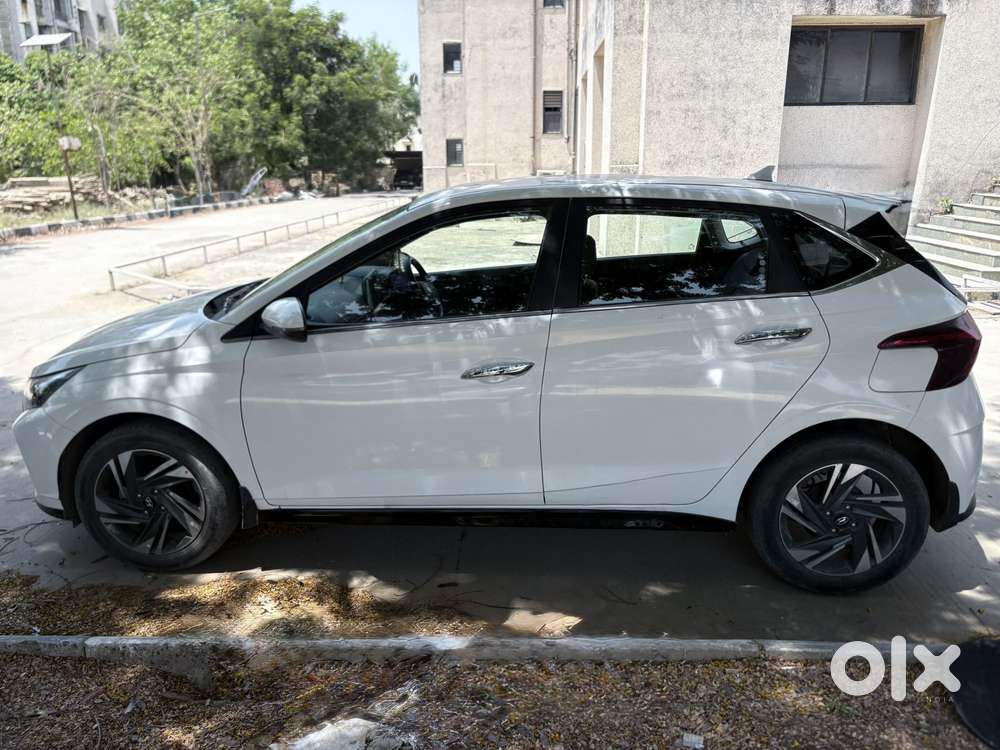Hyundai New I20 1.0 Asta (o) Turbo Dct, 2022, Petrol