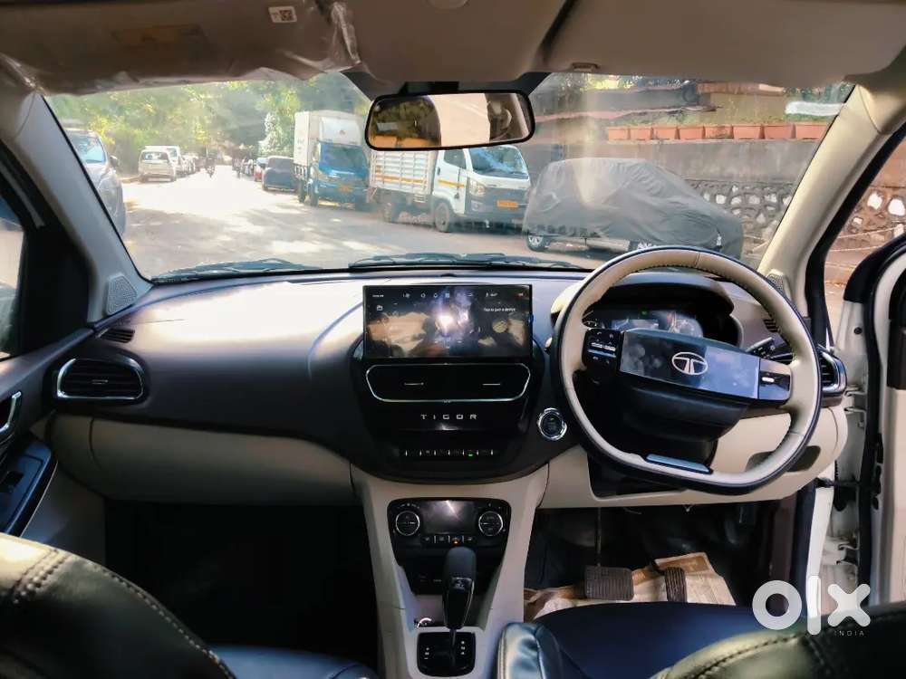 Tata Tiagor 2025 Cng & Hybrids 12705 Km Driven