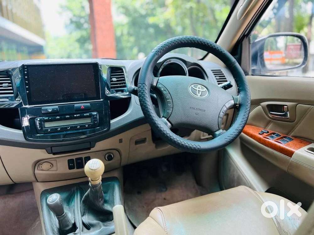 Toyota Fortuner 3.0 4x2 Mt, 2009, Diesel