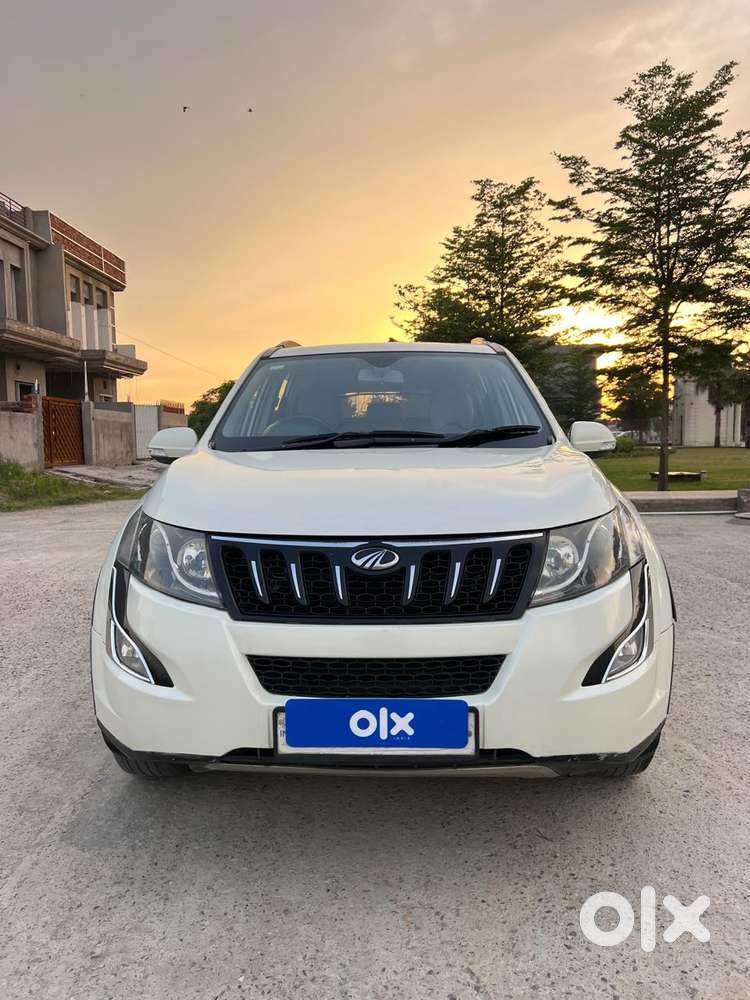 Mahindra Xuv500 At W10 Fwd, 2016, Diesel