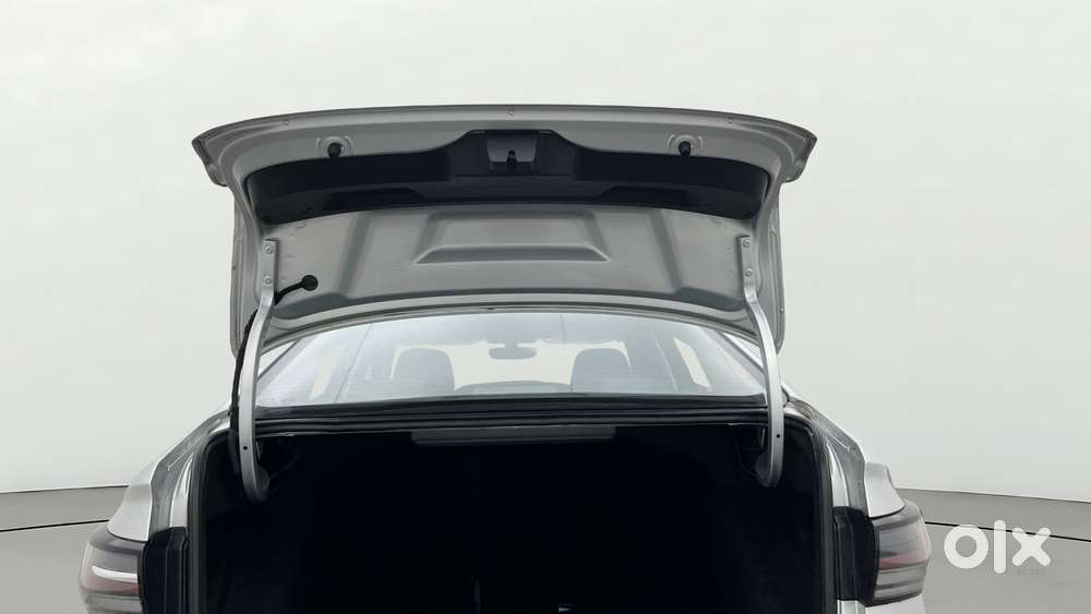 Volkswagen Virtus Gt 1.5 Tsi Dsg, 2023, Petrol