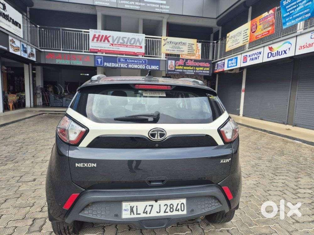 Tata Nexon 1.2 Revotron Xza Plus (o) Amt, 2019, Petrol