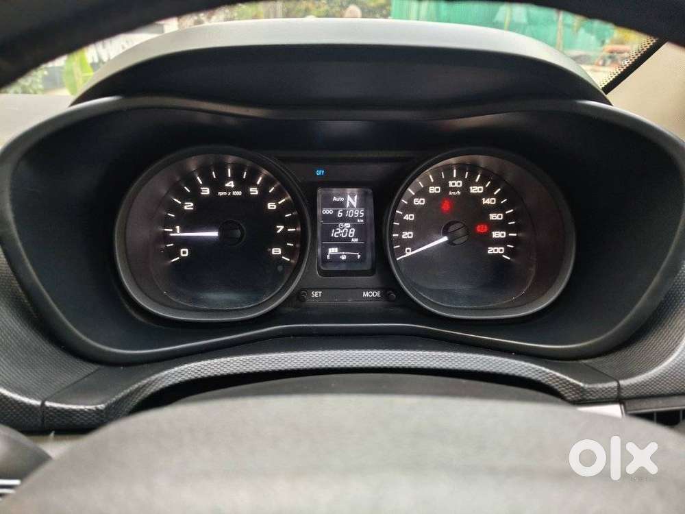 Tata Nexon 1.2 Revotron Xma, 2018, Petrol