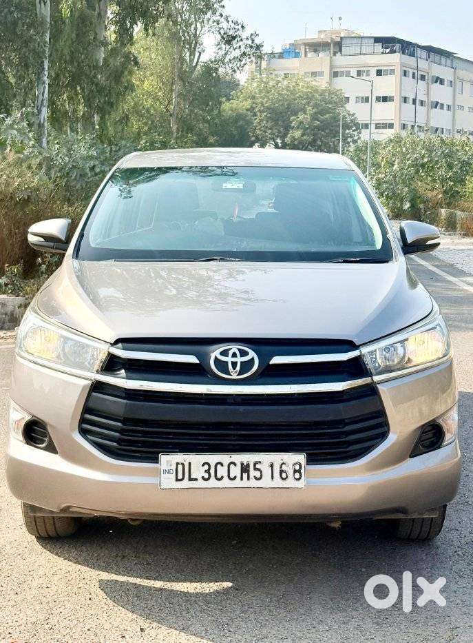 Toyota Innova Crysta 2.4 G Mt 7 Str, 2017, Diesel