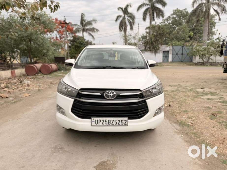 Toyota Innova Crysta 2.4 G Mt 8s, 2017, Diesel